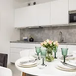 Pearl Exclusive By Renters Apartment