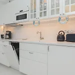 Pearl Exclusive By Renters Apartment *