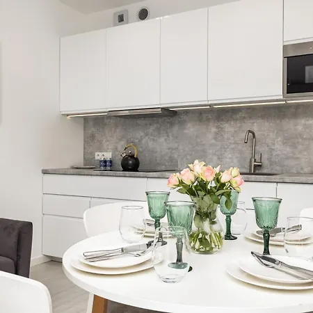 Pearl Exclusive By Renters Apartment