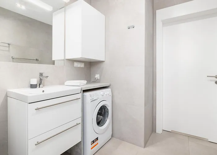 Pearl Exclusive By Renters * روغوفو